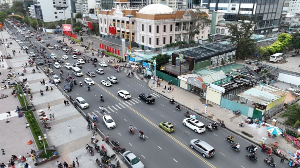 Đường biển Trần Phú- Nha Trang ngày Tết