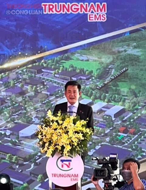Ông Nguyễn Ngọc Thảo, phó giám đốc Trungnam Group phát biểu tại buổi lễ