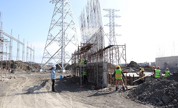 C&aacute;c đơn vị thi c&ocirc;ng xuy&ecirc;n tết tại c&ocirc;ng trường TBA 500kV V&acirc;n Phong (tỉnh Kh&aacute;nh H&ograve;a)