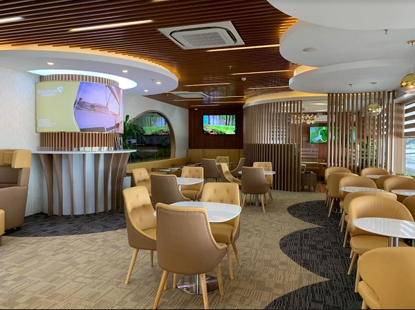 Phòng chờ tại sân bay quốc tế dành cho khách hàng ưu tiên Vietcombank Priority