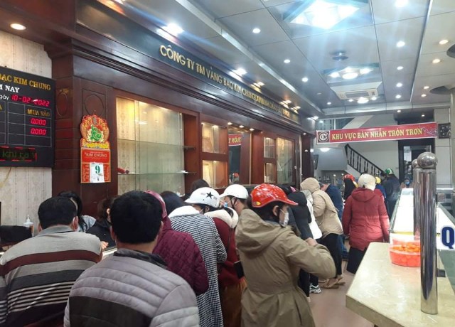 Thanh Hoá: Lượng người mua vàng ngày vía thần tài giảm sút