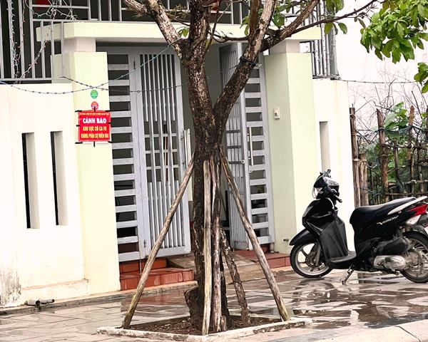 Hộ ông Phạm Khánh Thìn, tổ 35, phường Hòa Hiệp Nam, quận Liên Chiểu F0 hiện đang cách ly tại nhà