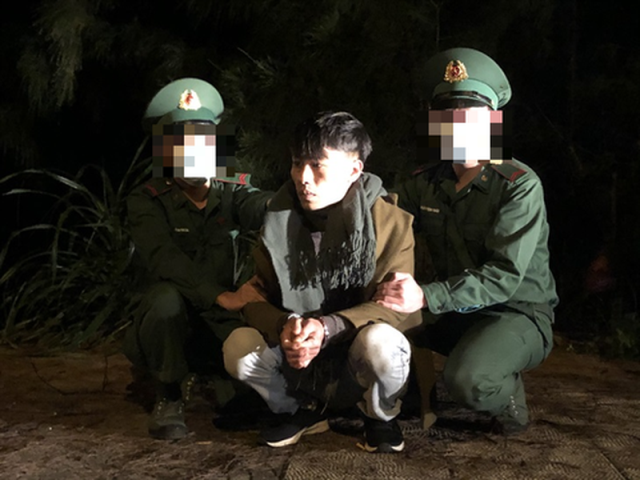 BĐBP Quảng Trị bắt quả tang một đối tượng tàng trữ 100 viên ma túy tổng hợp