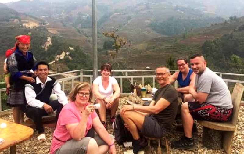 Chàng trai người Mông thành công với mô hình du lịch homestay cho thu nhập 30 triệu đồng/tháng