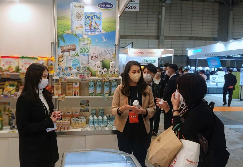 Tại Nhật Bản, Vinamilk tập trung giới thiệu về các sản phẩm sữa hạt, sữa dừa đặc và nước giải khát
