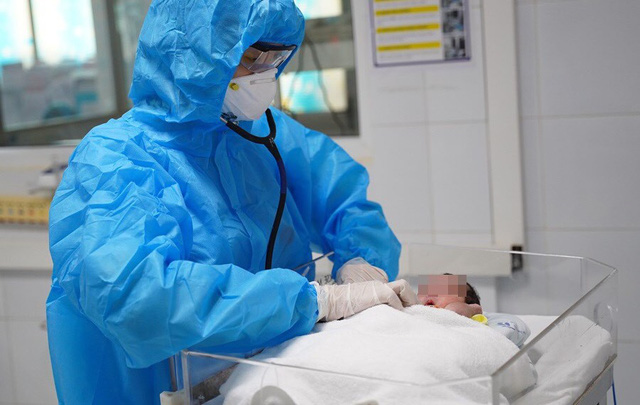 Thủ tướng chỉ đạo khẩn về tiêm vaccine và đẩy mạnh phòng, chống Covid-19