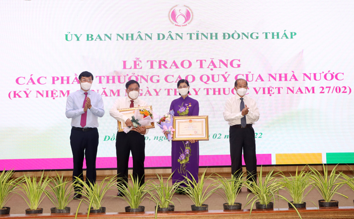 Trao danh hiệu Thầy thuốc Nhân dân cho 02 Bác sĩ thuộc tỉnh Đồng Tháp