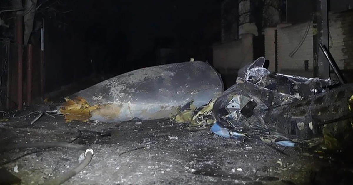 Rơi máy bay liên tiếp khi chiến sự "nóng rực" khắp Ukraine