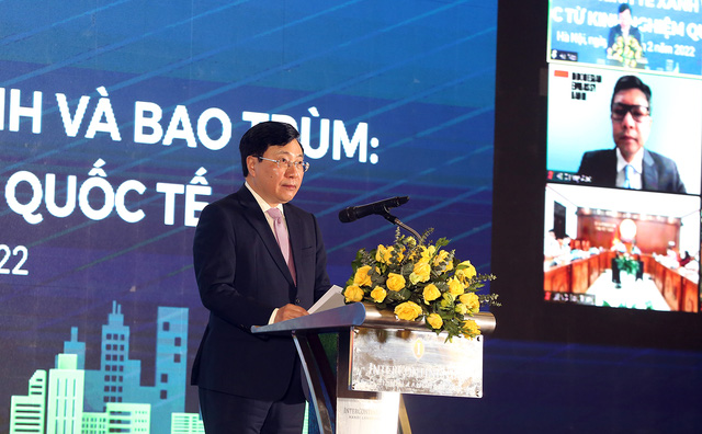 Phó Thủ tướng Thường trực Phạm Bình Minh khẳng định: Với cam kết mạnh mẽ tại Hội nghị COP 26, Chính phủ Việt Nam đã có câu trả lời rõ ràng, đó là sự theo đuổi tiến trình phục hồi xanh và bao trùm - Ảnh: VGP/Hải Minh