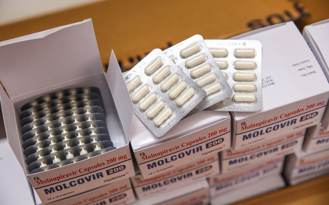 Trẻ em dưới 18 tuổi, phụ nữ có thai khuyến cáo không sử dụng thuốc Molnupiravir khi mắc Covid-19