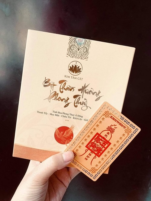 Bột phong thủy Kim Tâm Cát Bột phong thủy Kim Tâm Cát