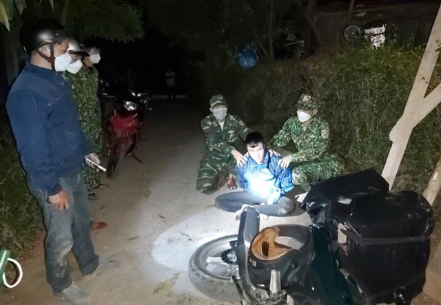 Đối tượng Việt bị các lực lượng bắt giữ.