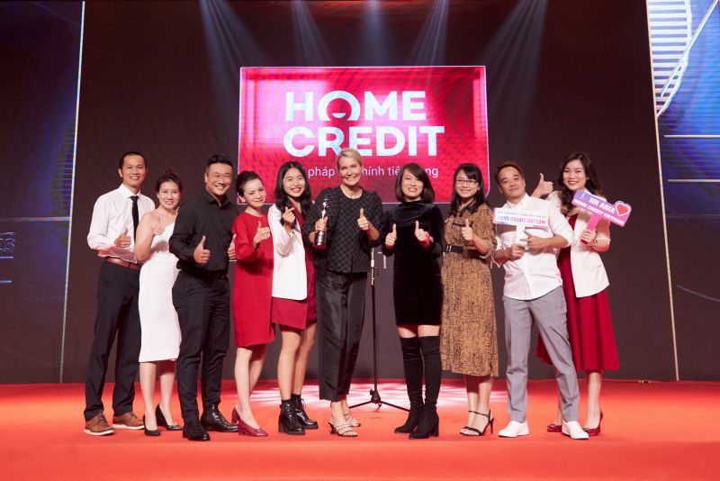 Home Credit được vinh danh giải thưởng “Nơi Làm Việc Tốt Nhất Châu Á 2021” do HR Asia Awards tổ chức vừa qua tại thị trường Việt Nam