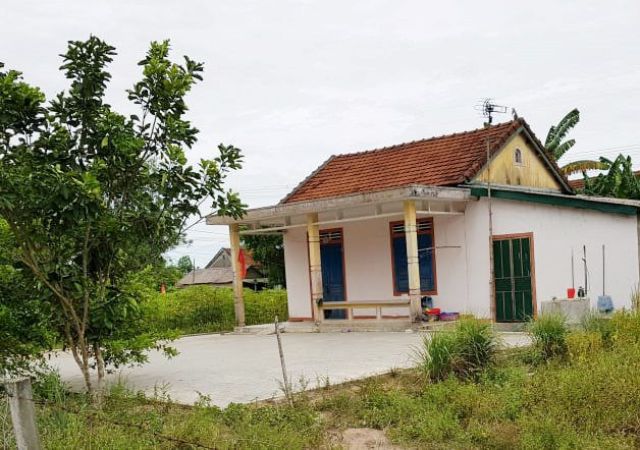 Trường mầm non bị xã Phong Xuân đem bán trái thẩm quyền