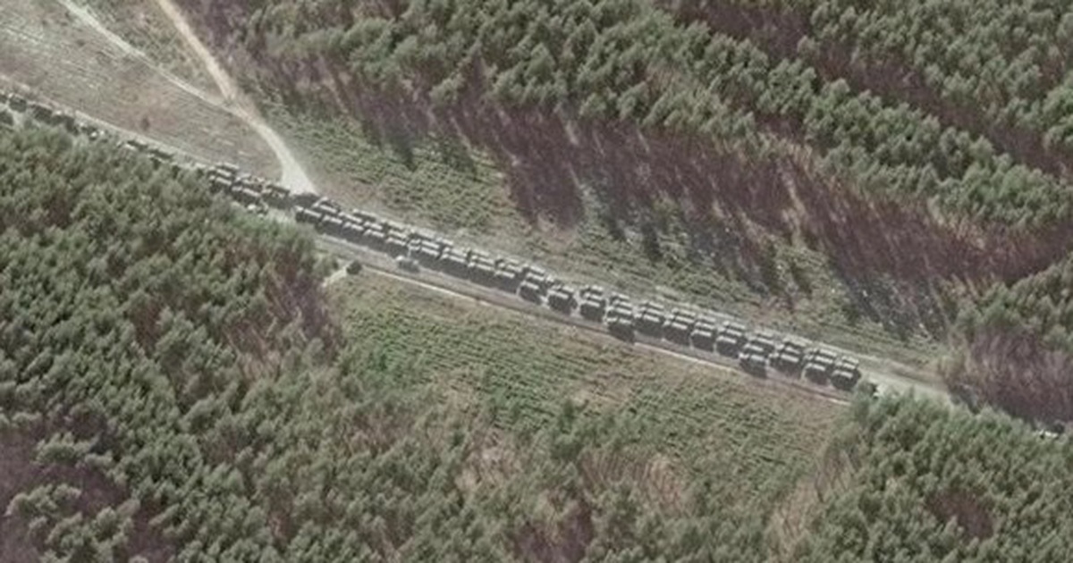 Xe tăng Nga cách Kiev vài km