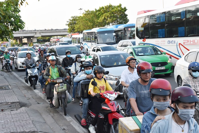 TP. Hồ Chí Minh tăng cường công tác đảm bảo an toàn giao thông