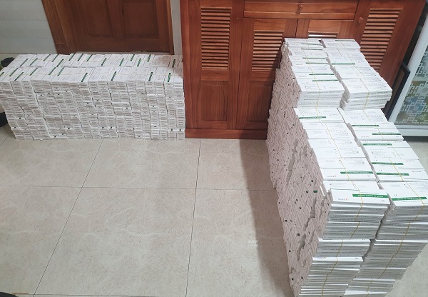 Thu giữ 2.500 kit test nhanh Covid-19 không rõ nguồn gốc tại Cà Mau