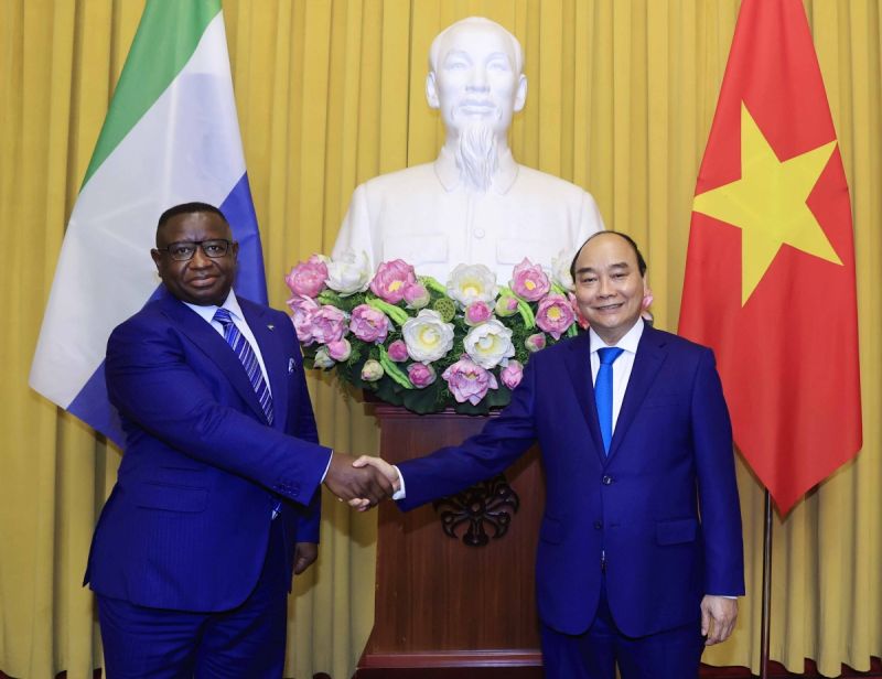 Tổng thống Sierra Leone bày tỏ ngưỡng mộ lịch sử đấu tranh và bảo vệ độc lập dân tộc của nhân dân Việt Nam