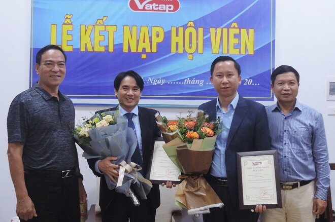 Giám đốc Công ty cổ phần chiếu sáng đô thị Hoàng Gia, Hoàng Song Hà phát biểu, tự hào là hội viên chính thức của VATAP