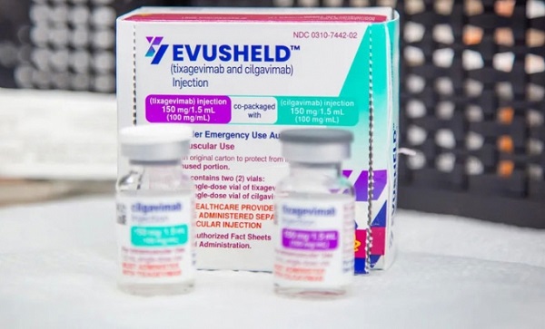 Không sử dụng EVUSHELD để dự phòng Covid-19 cho các đối tượng có thể tiêm vaccine