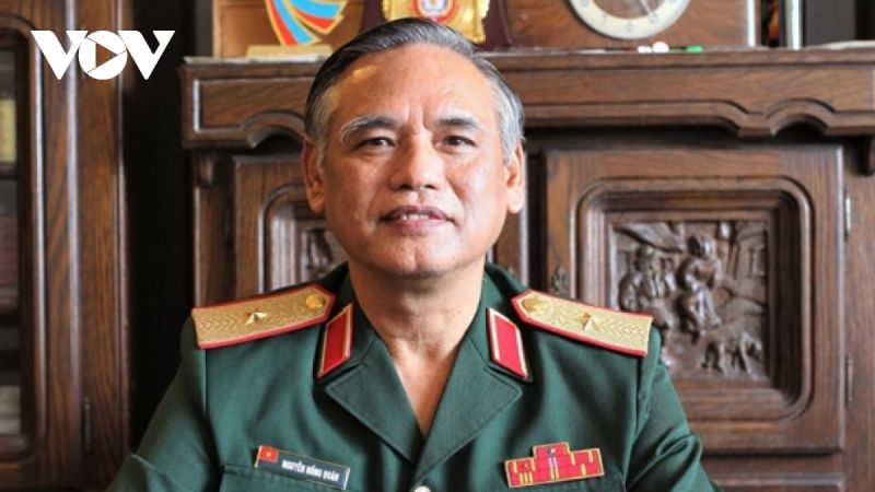 Thiếu tướng, Giáo sư, Tiến sỹ Nguyễn Hồng Quân, nguyên Phó Viện trưởng Viện Chiến lược Quốc phòng