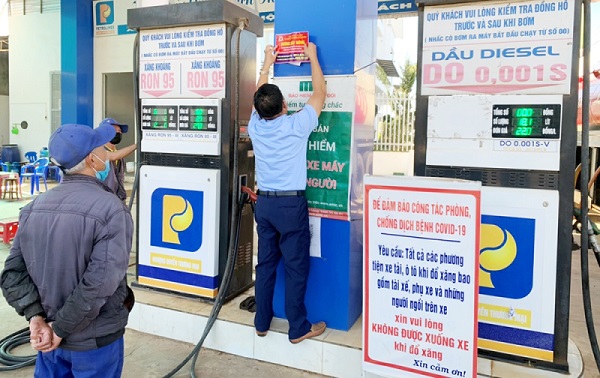 Rút giấy phép 03 cửa hàng kinh doanh xăng dầu khu vực Tây Nam bộ