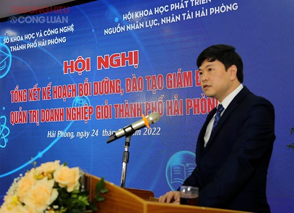 Đồng chí Hoàng Minh Cường PCT UBND TP. Hải Phòng phát biểu tại hội nghị