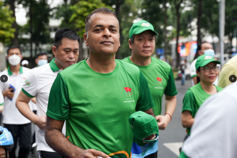 Là một trong số hàng chục ngàn người tham gia ‘Ngày chạy Olympic vì sức khỏe toàn dân’, ông Binu Jacob, Tổng giám đốc Nestlé Việt Nam chia sẻ mong muốn tiếp tục đẩy mạnh phong trào luyện tập thể dục thể thao trong cộng đồng.