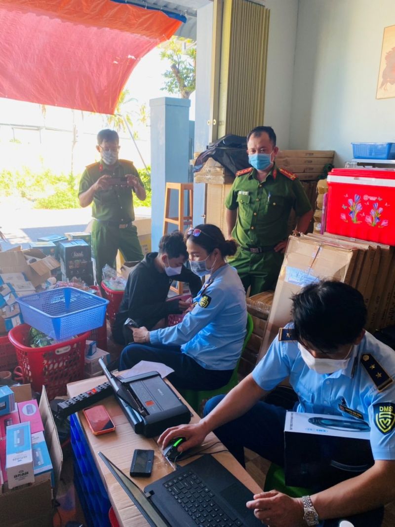Lực lượng chức năng tỉnh Bình Thuận kiểm tra cơ sở vi phạm