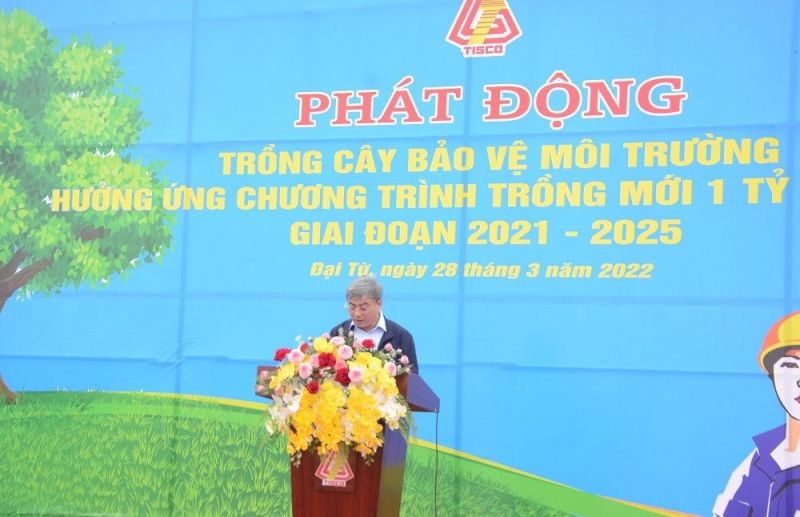 Ông Nguyễn Minh Hạnh, TGĐ Công ty CP Gang Thép Thái Nguyên phát động lễ trồng cây bảo vệ rừng