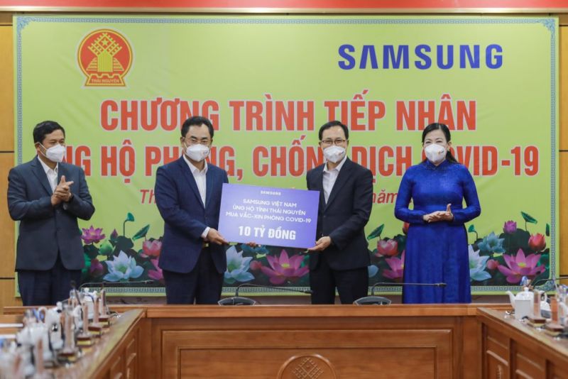 Samsung Việt Nam ủng hộ tỉnh Thái Nguyên trong công tác phòng, chống dịch Covid-19