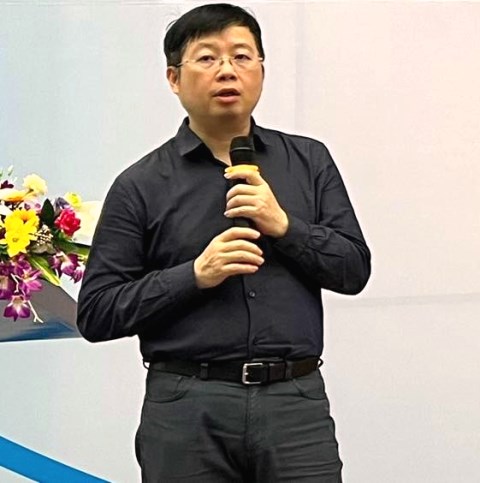 Ông Nguyễn Thanh Lâm, Cục trưởng Cục Báo chí (Bộ TT-TT) là báo cáo viên của hội nghị