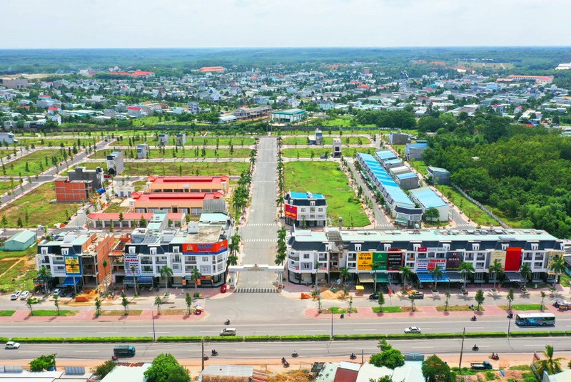 Thị xã Bến Cát đang phát triển mạnh với nhiều khu, cụm công nghiệp trú đóng trên địa bàn