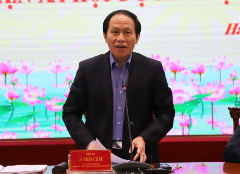 Phó Chủ tịch - Tổng Thư ký Lê Tiến Châu phát biểu kết luận Hội nghị