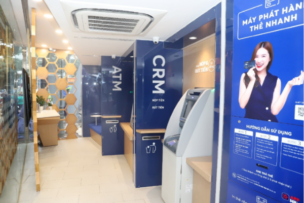 mô hình ngân hàng tự phục vụ MB SmartBank được yêu thích nhờ mang đến trải nghiệm “3 không” mô hình ngân hàng tự phục vụ MB SmartBank được yêu thích nhờ mang đến trải nghiệm “3 không”