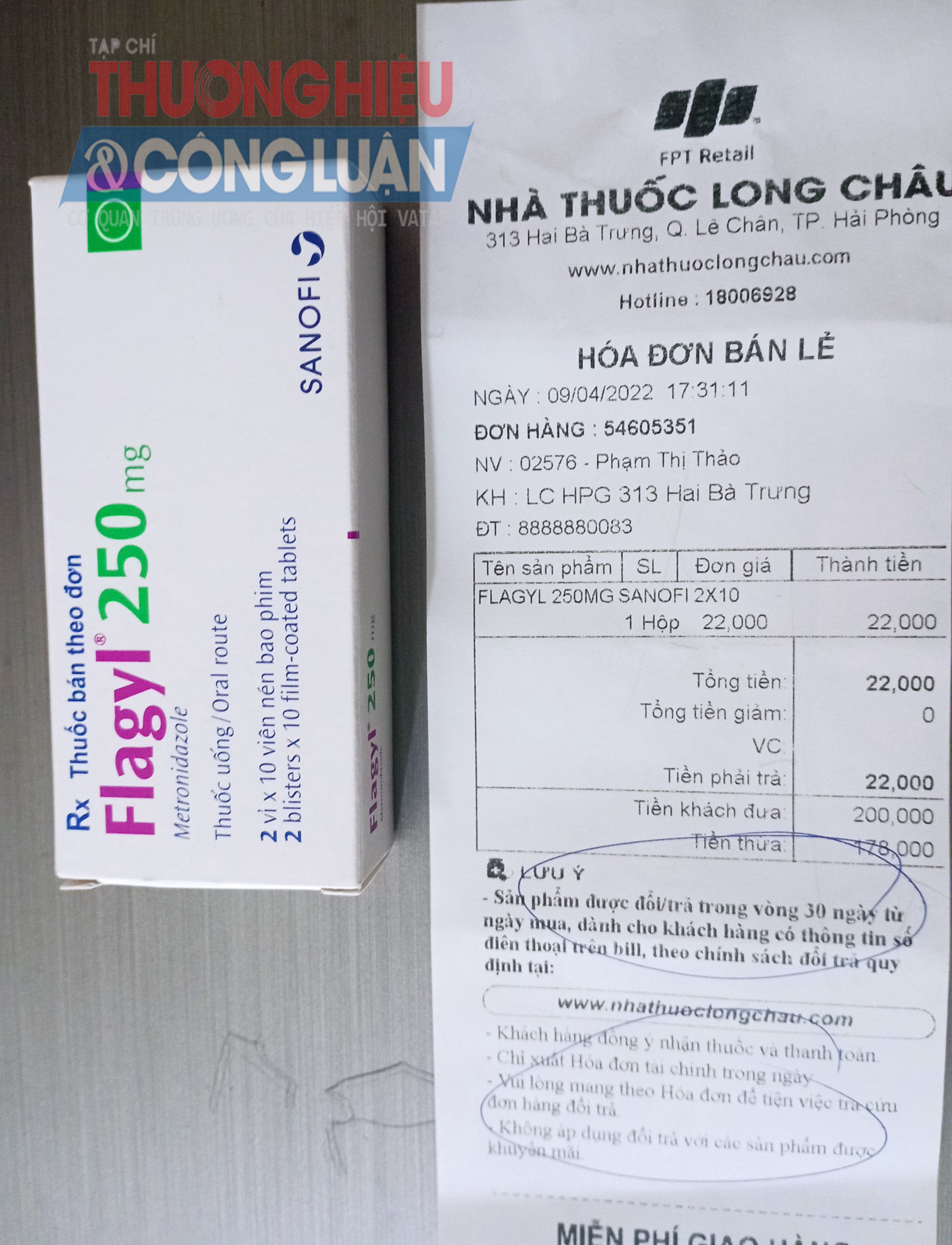 Vỏ hộp 2 loại thuốc Novofungin 250 mg và Flagyl 250 mg có ghi rõ khuyến cáo