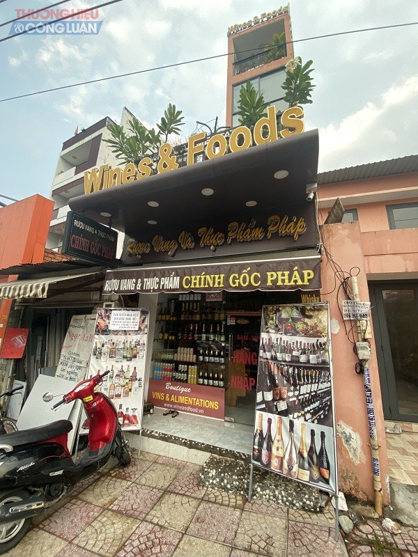Cửa hàng Wines & Foods (đường Nơ Trang Long, quận Bình Thạnh)