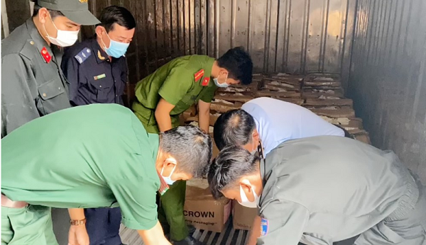 Phát hiện hộ kinh doanh 1,2 tấn trái mây không rõ nguồn gốc