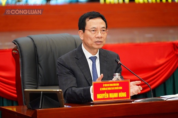 Đồng chí Nguyễn Huy Dũng, Thứ trưởng Bộ Thông tin và Truyền thông phát biểu tại hội nghị