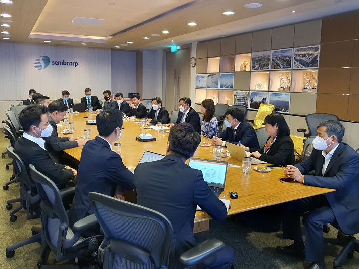 EVNGENCO2 thăm và làm việc với Tập đoàn Sembcorp