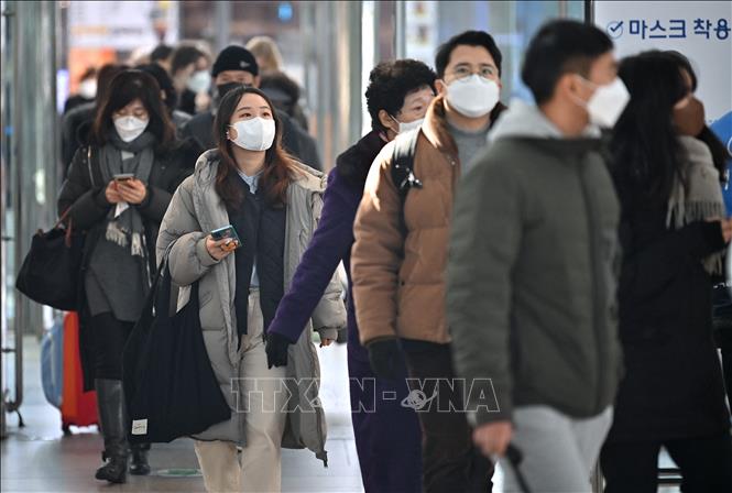 Hàn Quốc tiếp tục nới lỏng các biện pháp giãn cách xã hội (Ảnh: AFP/TTXVN)