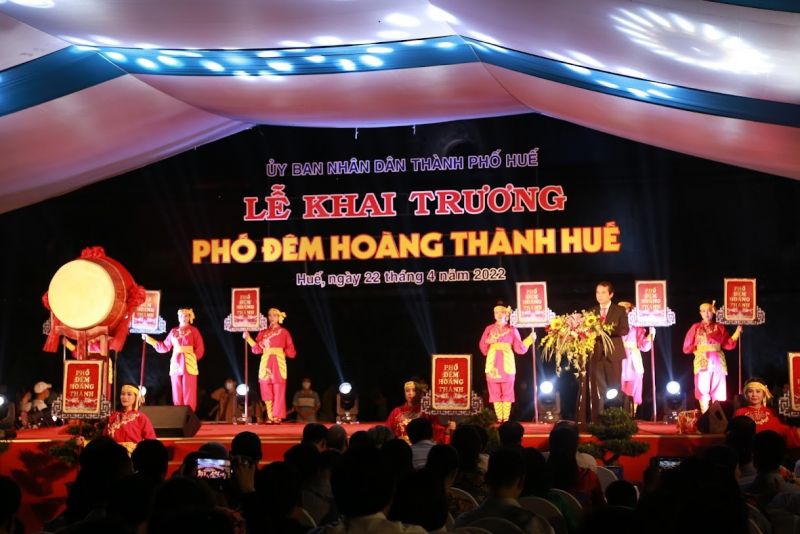 Lễ khai trương Phố đêm Hoàng Thành tại TP. Huế.