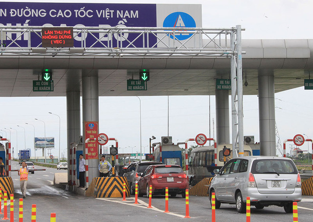 VEC ấn định thời điểm triển khai thu phí không dừng trên cao tốc
