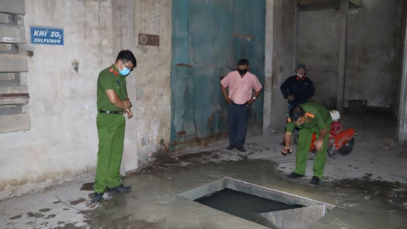 Cơ quan chức năng tỉnh Đồng Nai phát hiện hơn 42 tấn chất thải nguy hại chôn giấu trong xí nghiệp bóng đèn Điện Quang