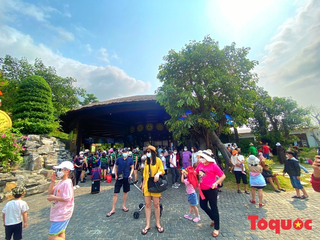 Khu du lịch Công viên suối khoáng nóng Núi Thần Tài dự kiến đón khoảng 25 đến 30 ngàn lượt khách dịp lễ 30/4-1/5 tới