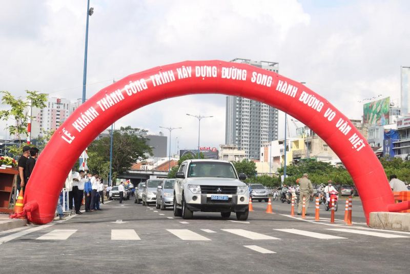Đoạn đường song hành đại lộ Võ Văn Kiệt (quận 1, TP. Hồ Chí Minh) chính thức thông xe
