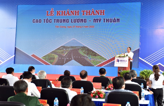 Phó Thủ tướng Lê Văn Thành phát biểu tại lễ khánh thành