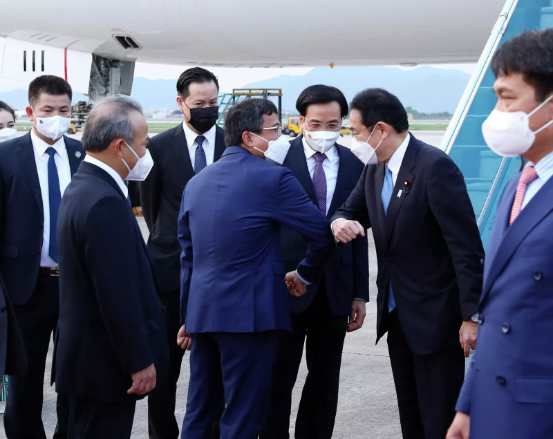 Thủ tướng Nhật Bản Kishida Fumio bắt đầu thăm chính thức Việt Nam