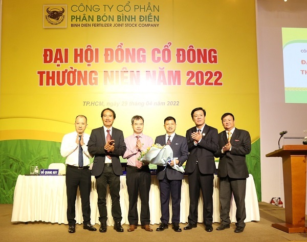 Đại hội đã bầu bổ sung ông Nguyễn Văn Thiệu làm Chủ tịch HĐQT nhiệm kỳ 2020 - 2025 thay cho ông Bùi Thế Chuyên nghỉ hưu