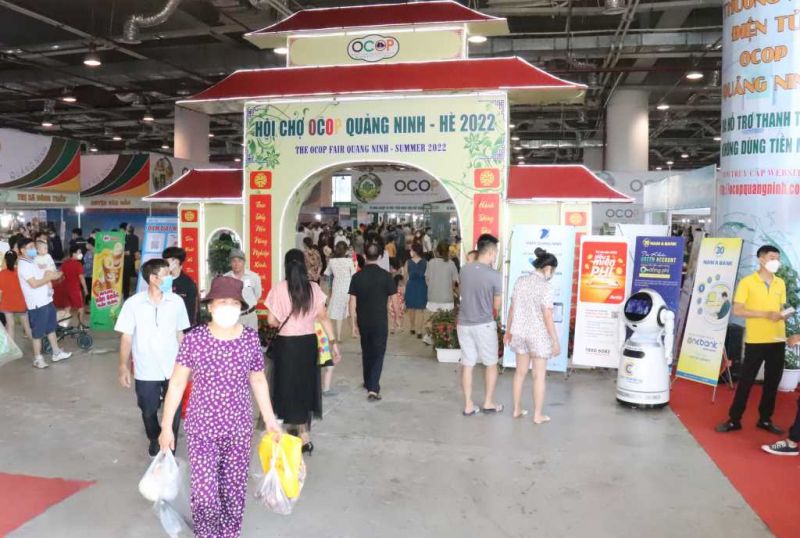 Nhiều sản phẩm OCOP của tỉnh Quảng Ninh hoàn toàn có thể đáp ứng được nhu cầu mua sắm Tết của người dân địa phương